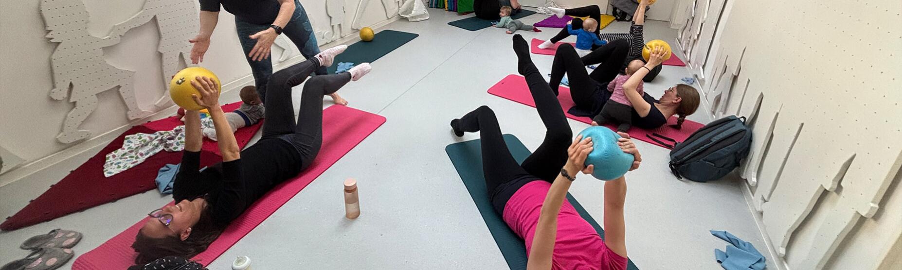 Pilates  mami in dojenček Header Desktop